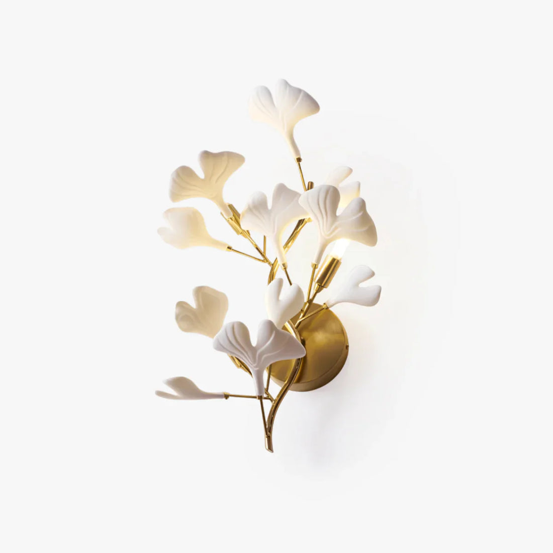 JINSHE How to Style Riven Gingko Wall Lamp | Ginkgo Leaf Art Wall Lamp | JINSHE in a bedroom Space