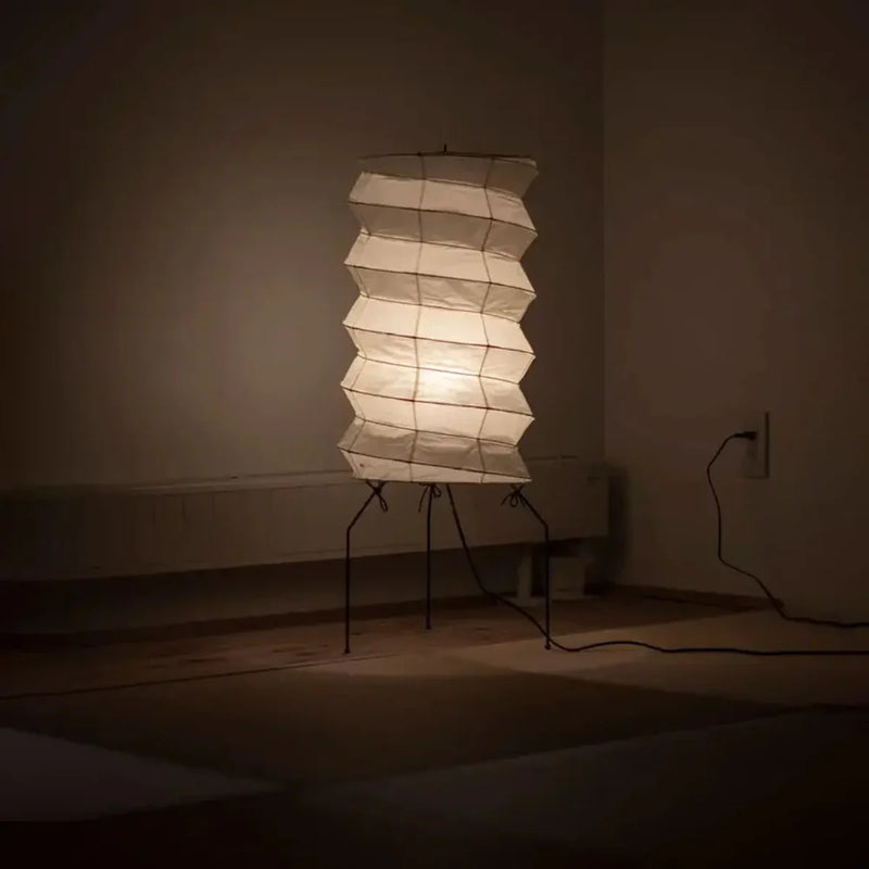 Japanese Washi Paper Floor Lamp View 4 | Akari UF2-31N Washi Paper Floor Lamp | JINSHE | JINSHE