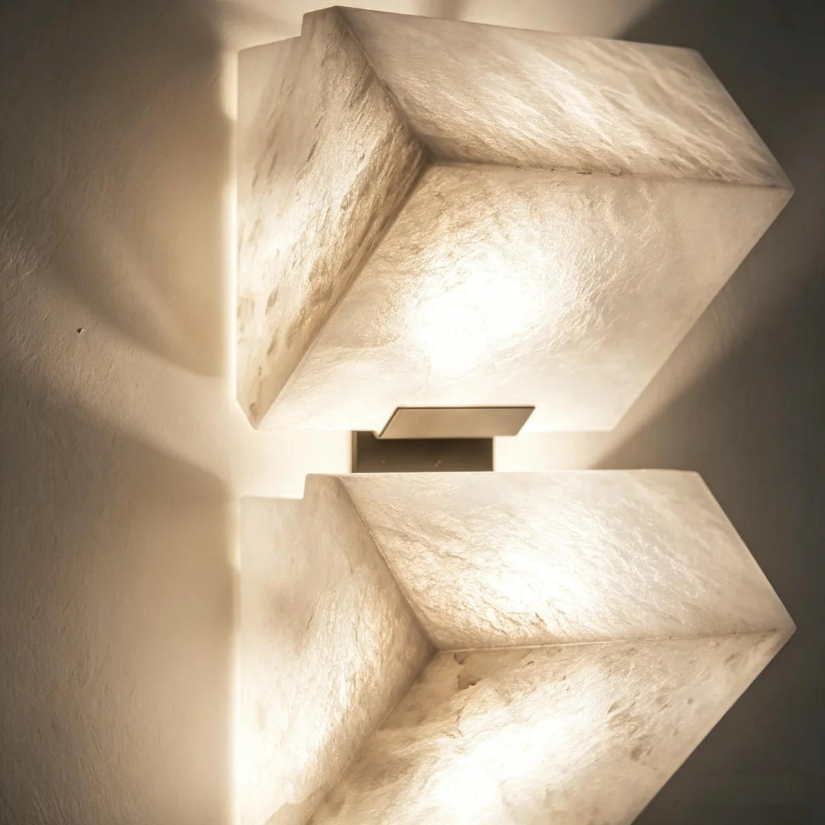 Spanish Alabaster Wall Lamp View 6 | Alabaster Staircase Wall Lamp | JINSHE | JINSHE