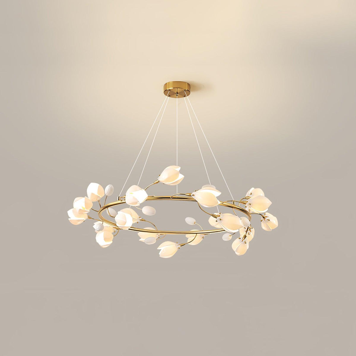 Porcelain Magnolia Curated Hand-Thrown Ceramic C – 16 heads ∅ 31.5 x H 11.8  Dia 80cm x H 3 finish configuration