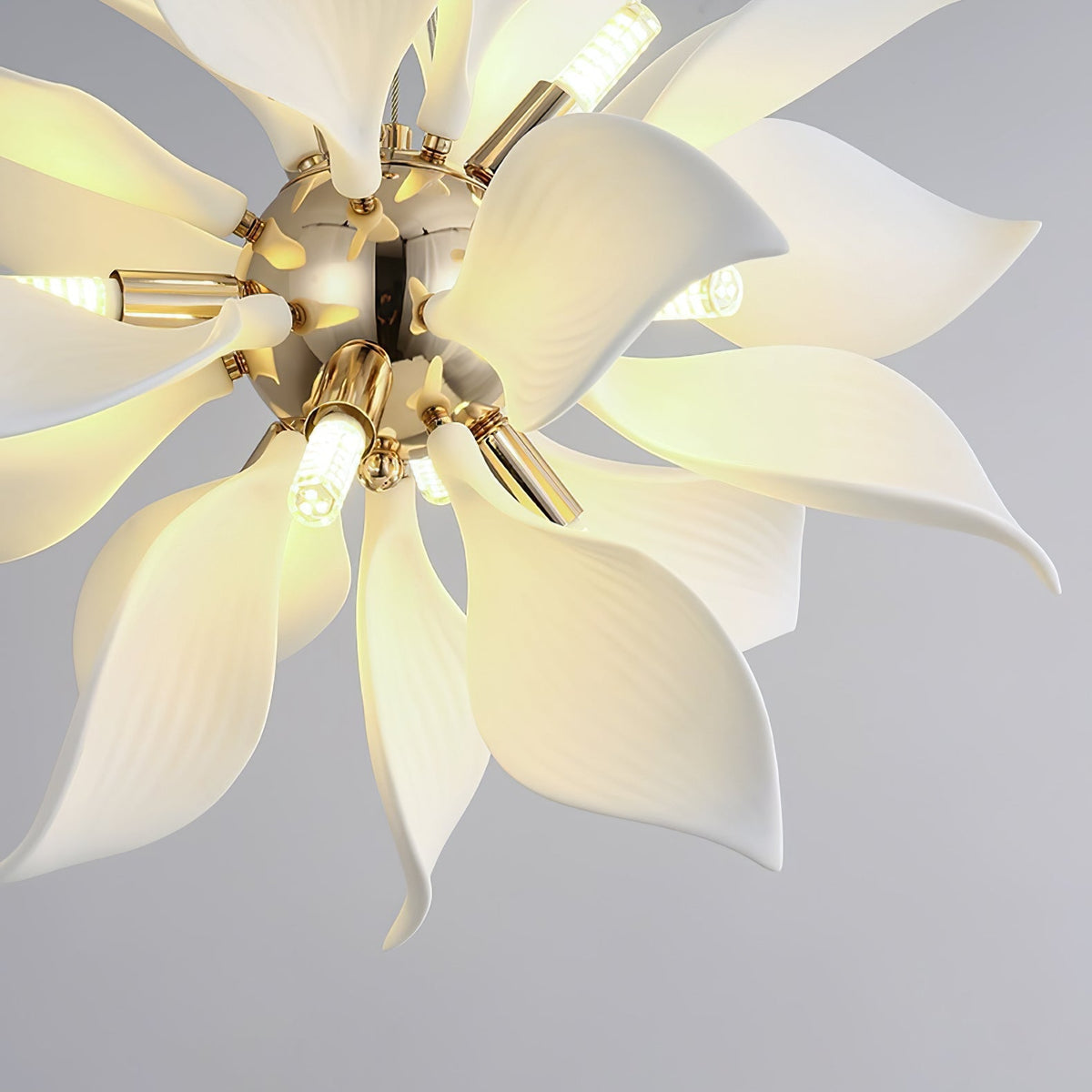 Petala Amber Art Glass Chandelier – macro detail view #1