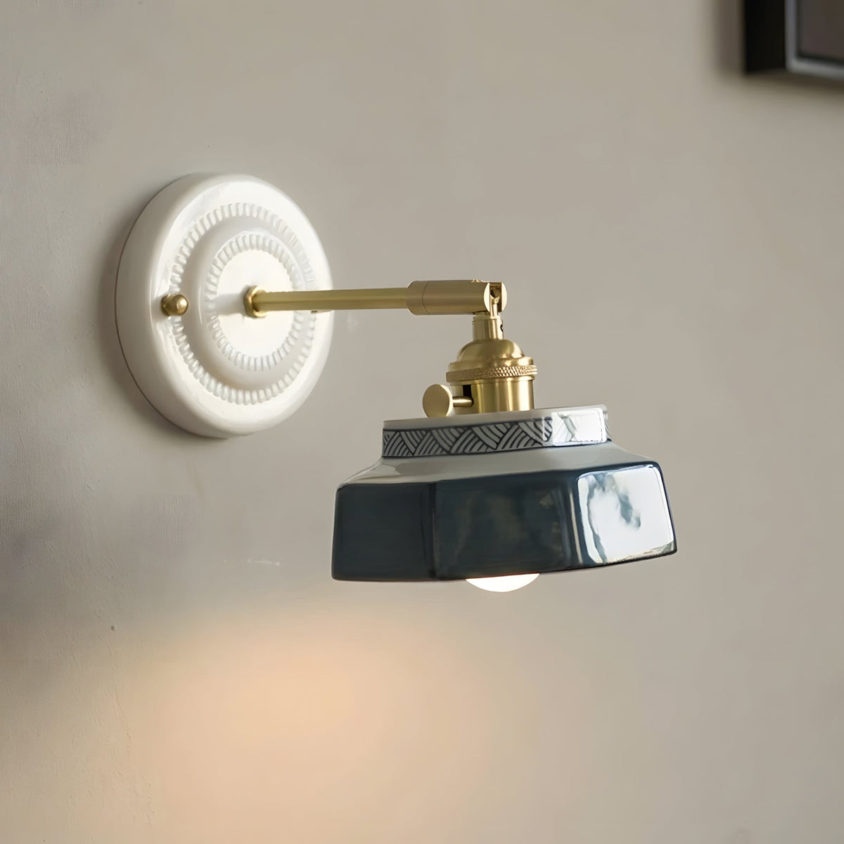 Cottara Curated Solid Brass Wall Sconce – W 12cm x H 22cm  W 4.7 x H 8.6 finish configuration #1