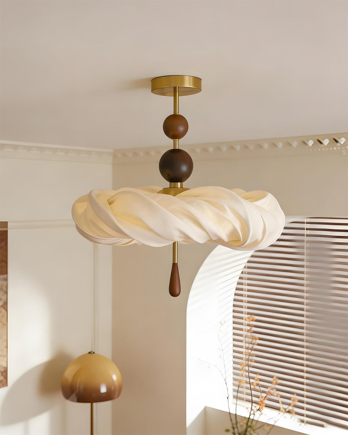 Cremelle Curated Solid Hardwood Flush Mount Ceil – dimensional scale reference