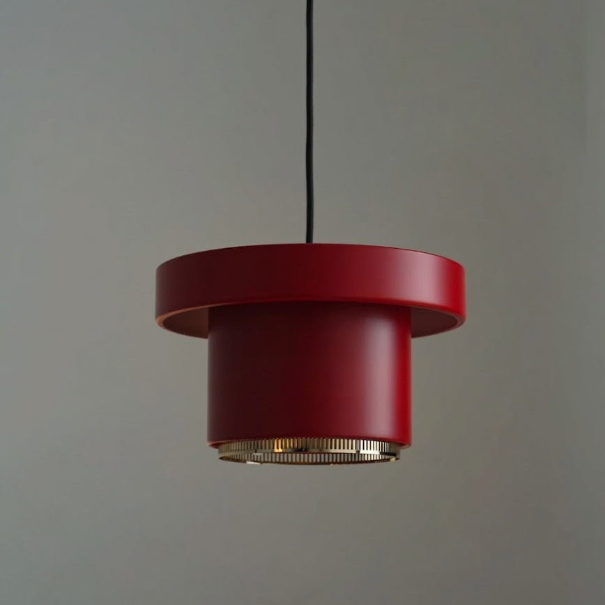 Kivaro Curated Iron & Glass Pendant Light – spatial dining room perspective