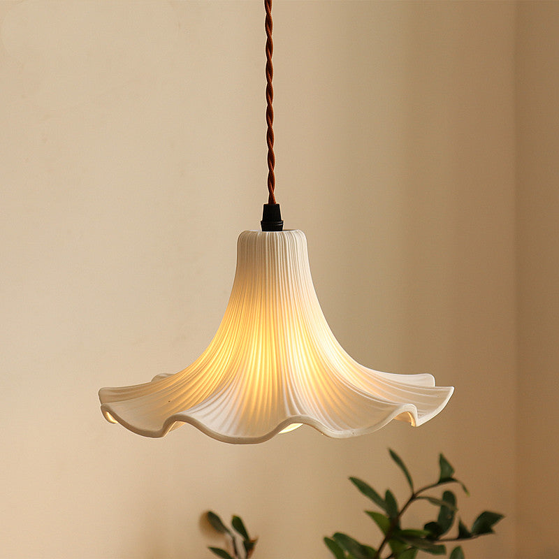 Ondevia Pendant Light – Ambient Illumination in Luxury Interior Setting View 15
