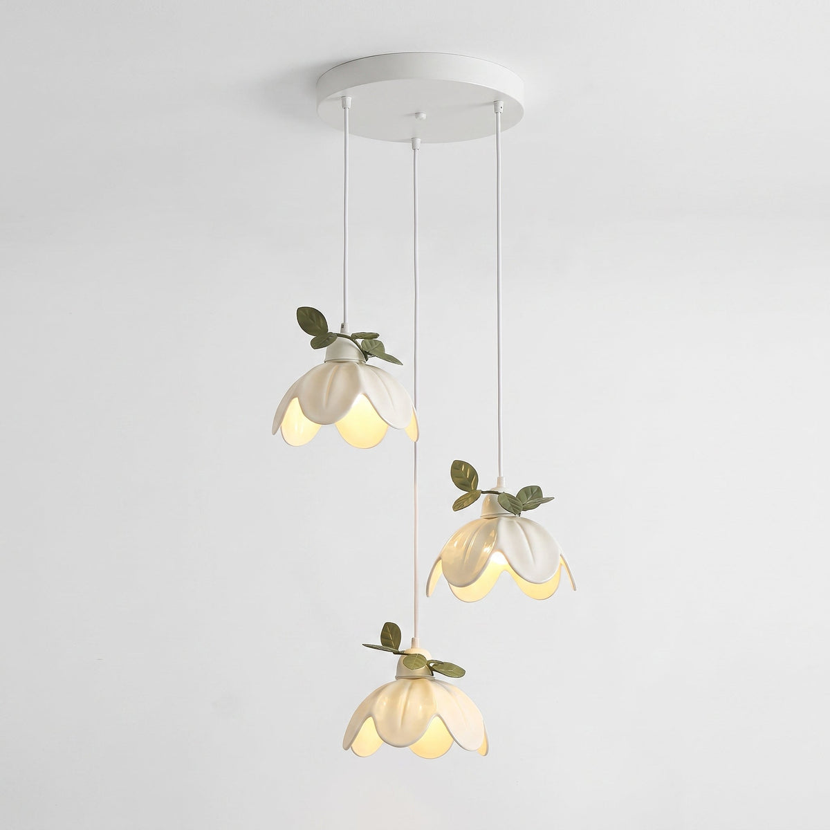 Verdalia Curated Hand-Thrown Ceramic Pendant Lig – 3 Heads Dia 30cm x H 150cm  ∅ 11.8 x H 5 finish configuration