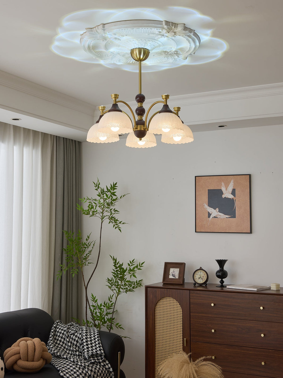 Florentia Curated Mouth-Blown Frosted Glass Chan – full fixture elevation view