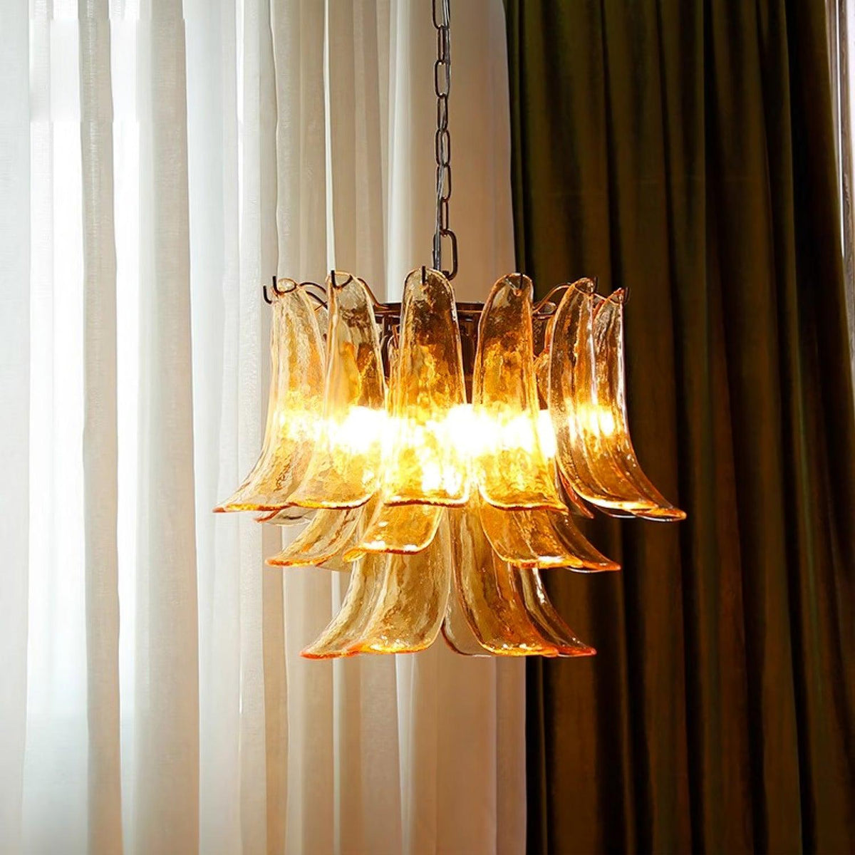 Murano Glass Leaf Chandelier – Ambient Illumination in Luxury Interior Setting View 17