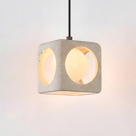 Hollowa Pendant Light