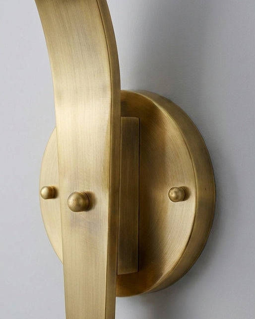 Karo Alabaster Curated Alabaster Wall Sconce – side angled contour profile