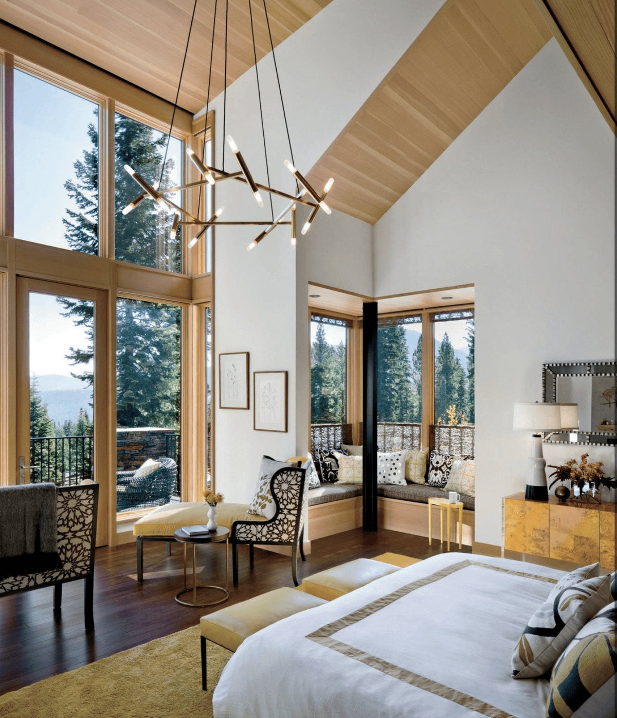 Le Diamant Chandelier – Ambient Illumination in Luxury Interior Setting View 11