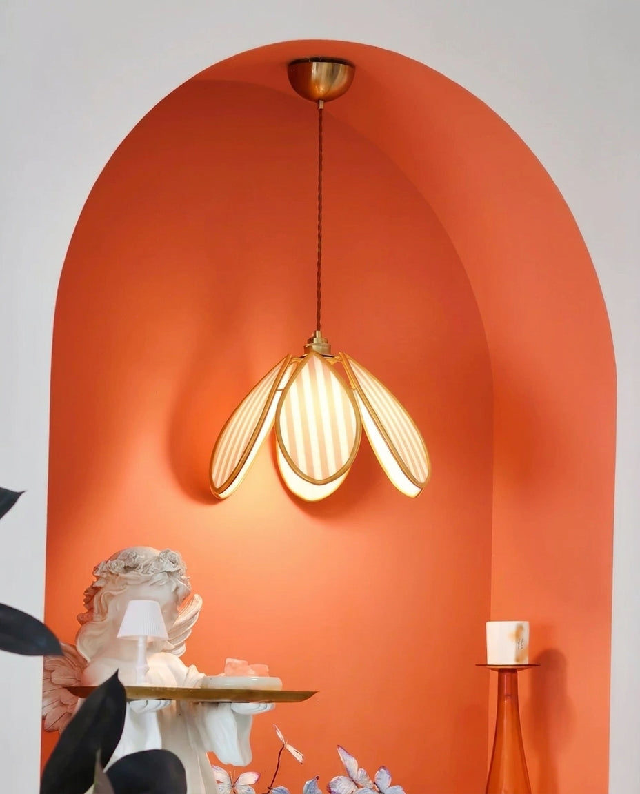 Lienne Curated Iron & Glass Pendant Light