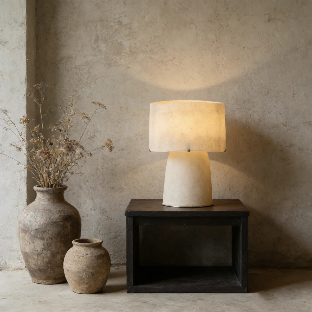 Luma Artisanal Resin Table Lamp | The Sculptural Art Collection | JINSHE