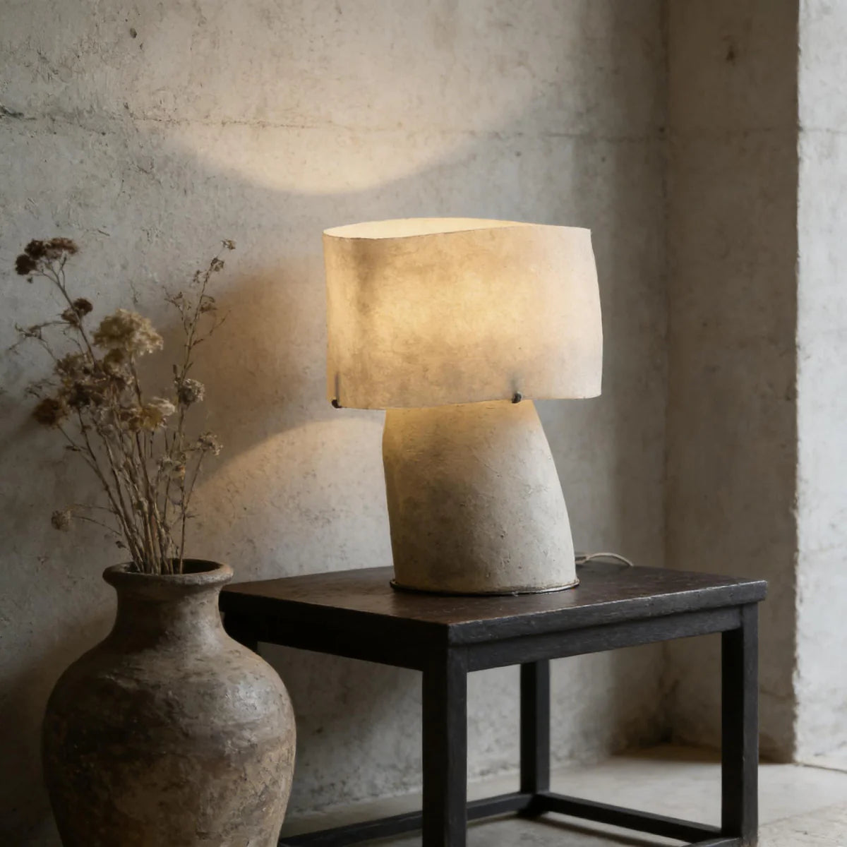 Luma Artisanal Resin Table Lamp | The Sculptural Art Collection | JINSHE