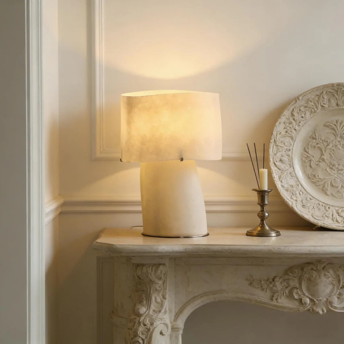 Hand-cast Resin Table Lamp View 10 | Luma Artisanal Resin Table Lamp | The Sculptural Art Collection | JINSHE | JINSHE