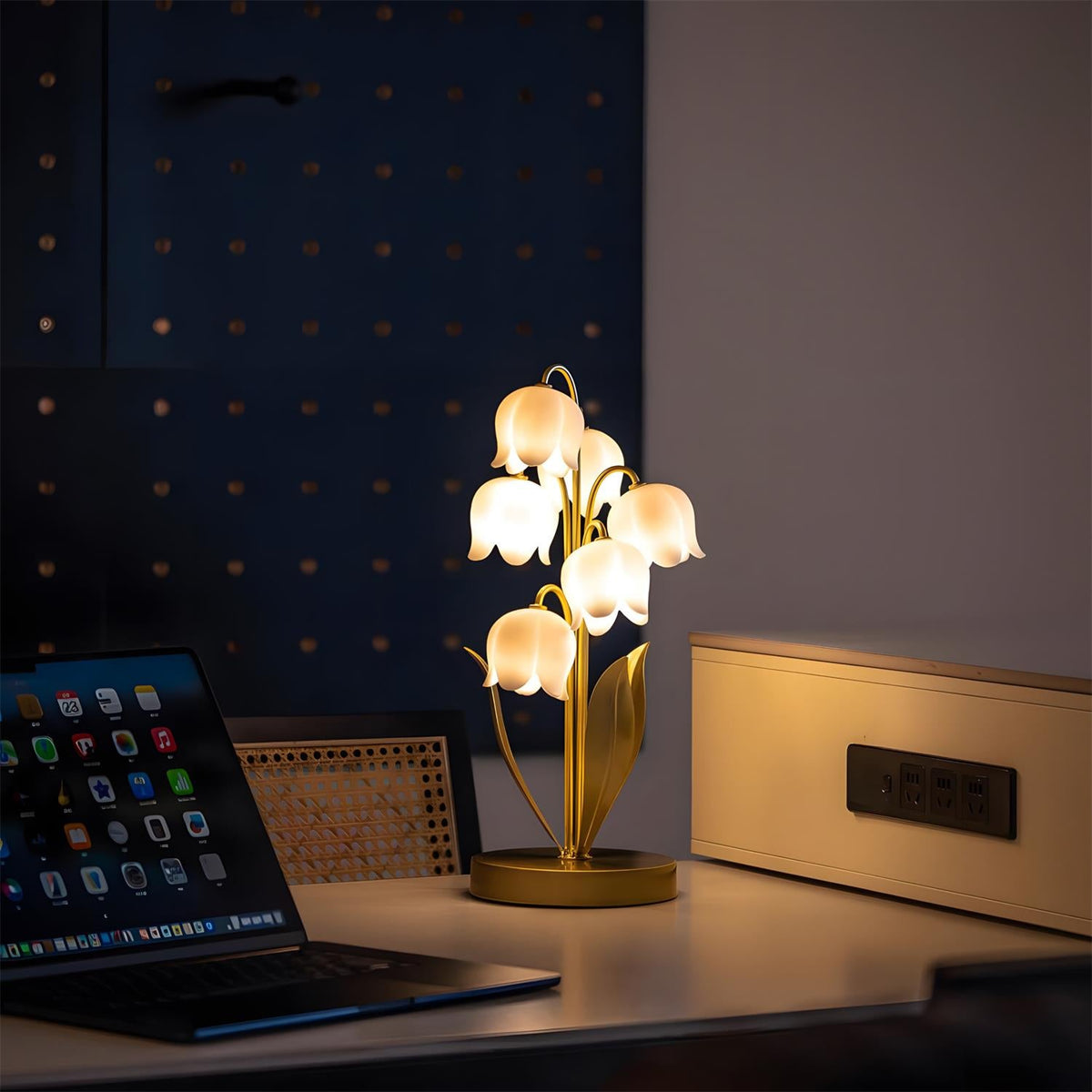 Optical Acrylic craftsmanship detail on LumiLily Curated Optical Acrylic Table Lamp