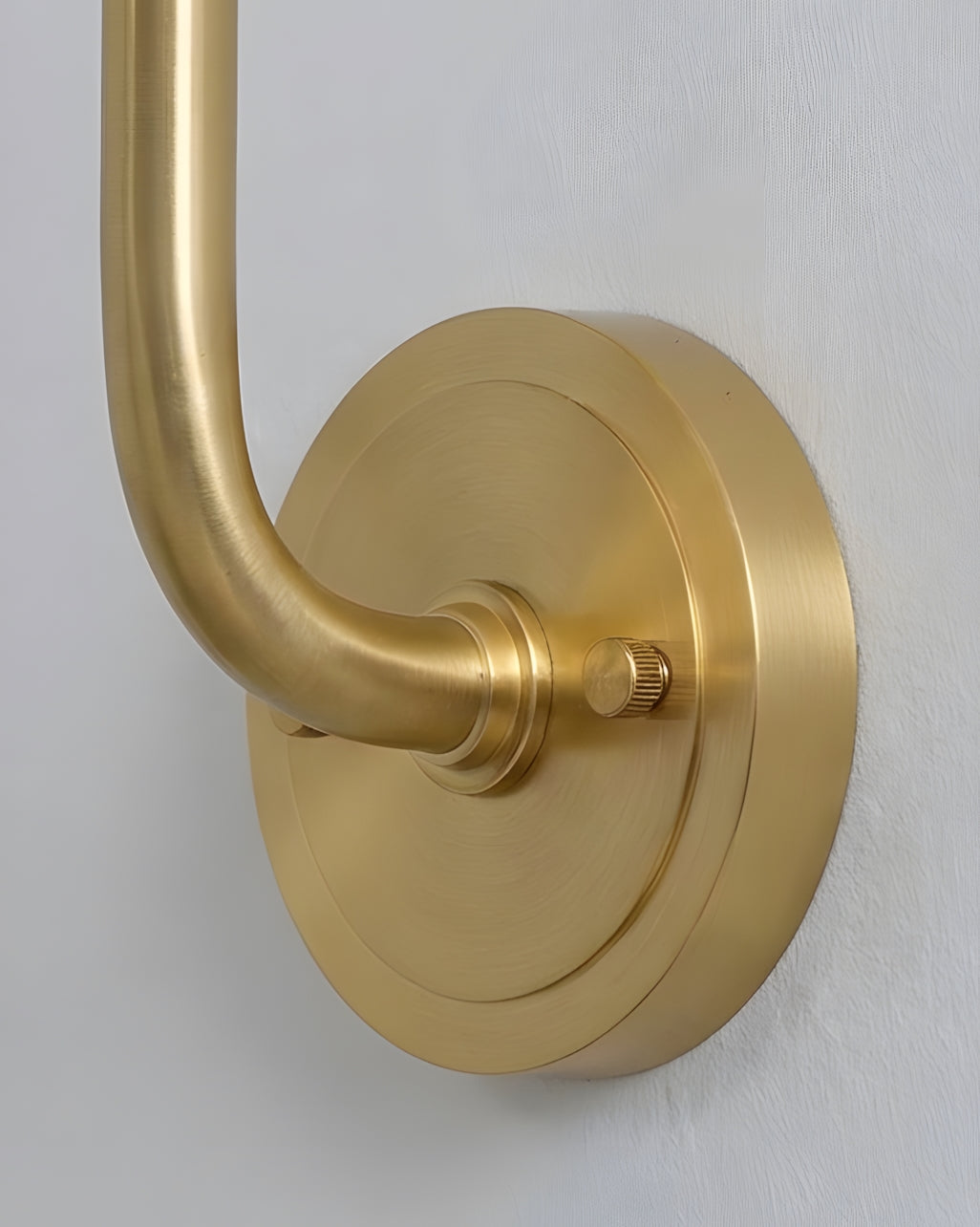 Lunelle Alabaster Curated Alabaster Wall Sconce – macro detail view #1
