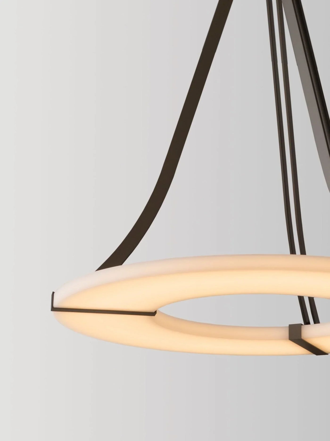 Murano Glass Pendant Light View 15 | Hand-Blown Murano Glass Luxembourg Pendant Light | Modern Luxury Lighting | JINSHE | JINSHE
