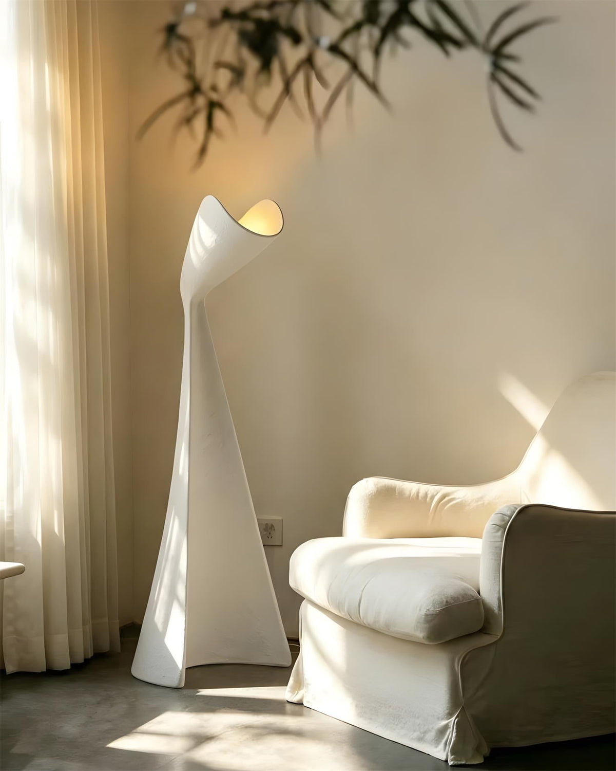 Marova Sculpture Floor Curated Washi Paper Floor – dimensional scale reference