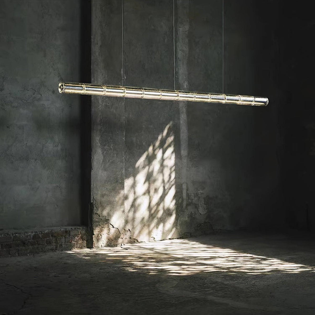 Mcdade Segmented Glass Chandelier – Handcrafted Material Texture and Detail View