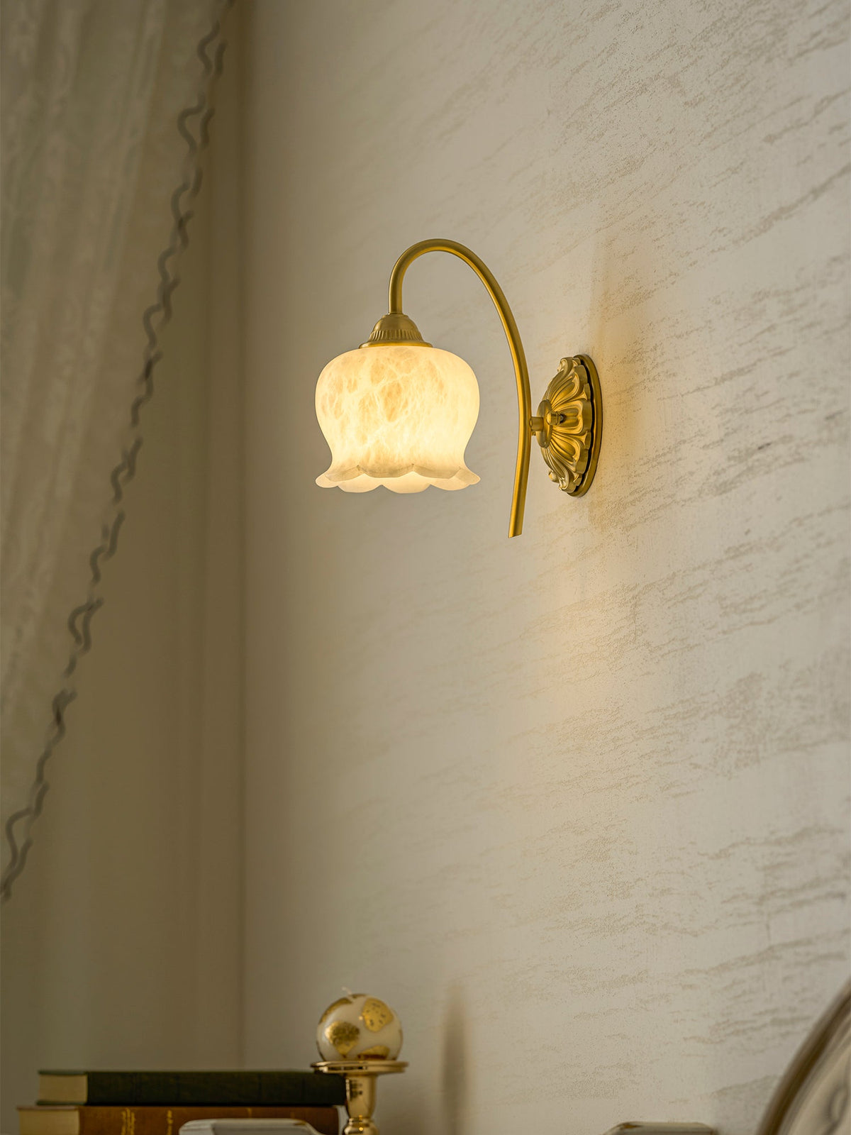 Mia Alabaster Curated Alabaster Wall Sconce – macro detail view #1
