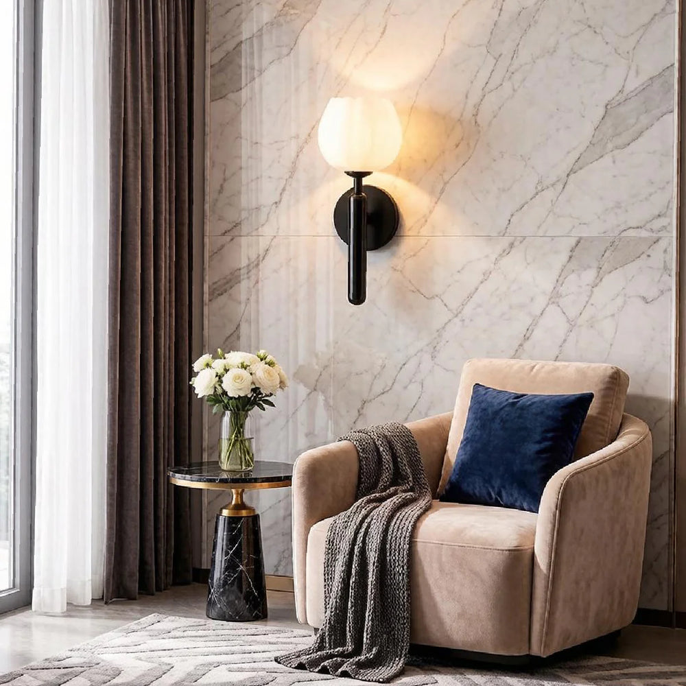 Mian Wall Lamp