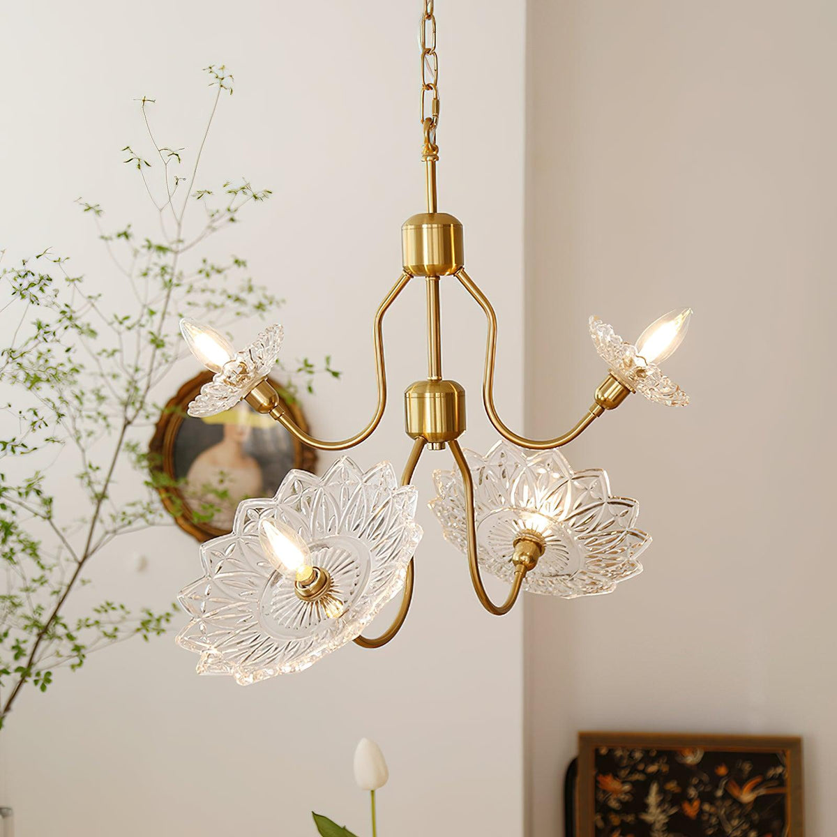 Monique Lhuillier Chandelier – Handcrafted Material Texture and Detail View