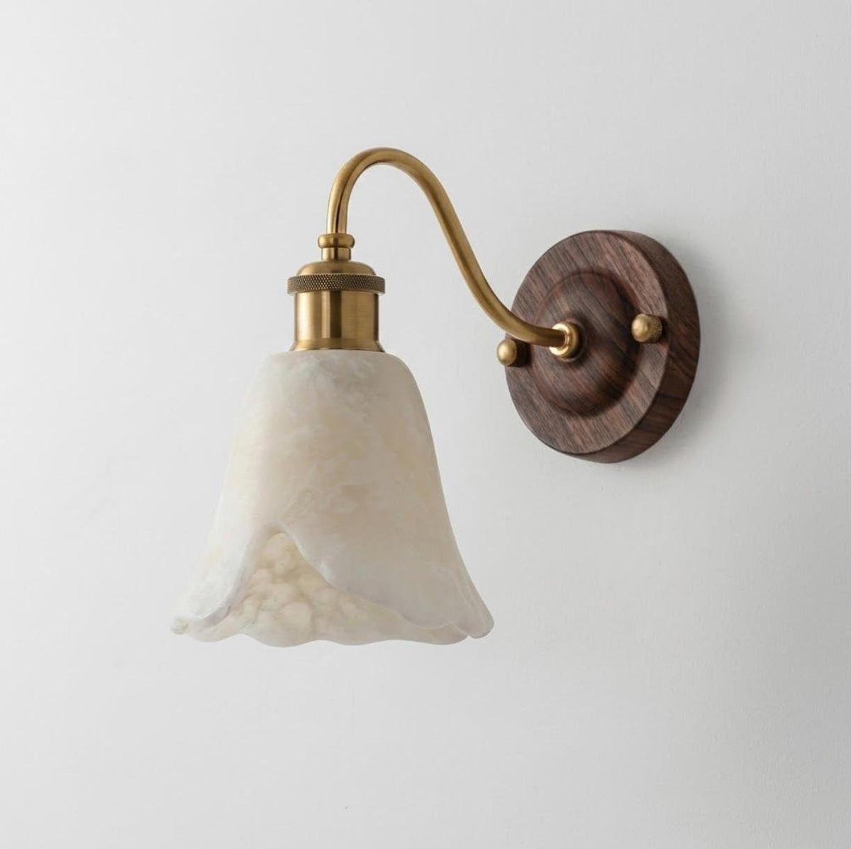 Nalia Alabaster Curated Alabaster Wall Sconce – W 15cm x H 24cm  ∅ 5.9 x H 9.4 finish configuration