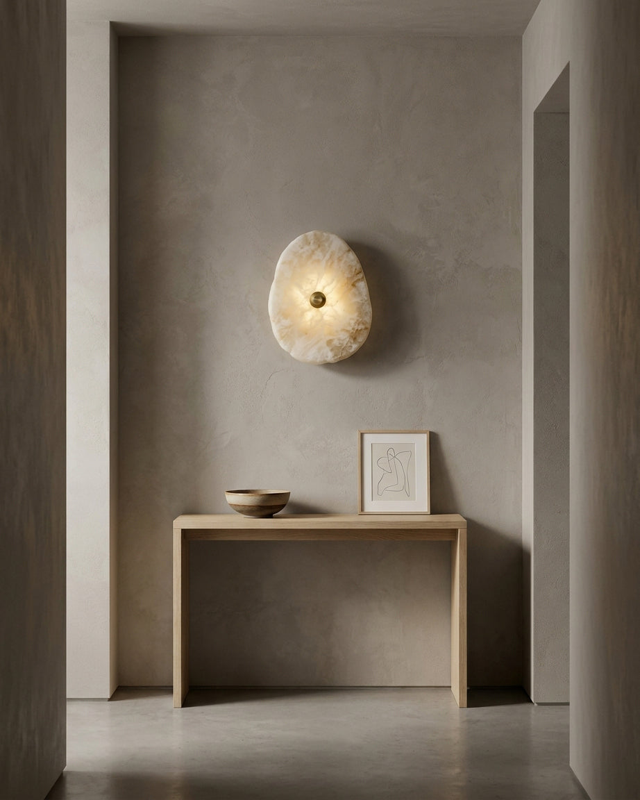 Onyvelle Alabaster Curated Alabaster Wall Sconce – handcrafted surface texture