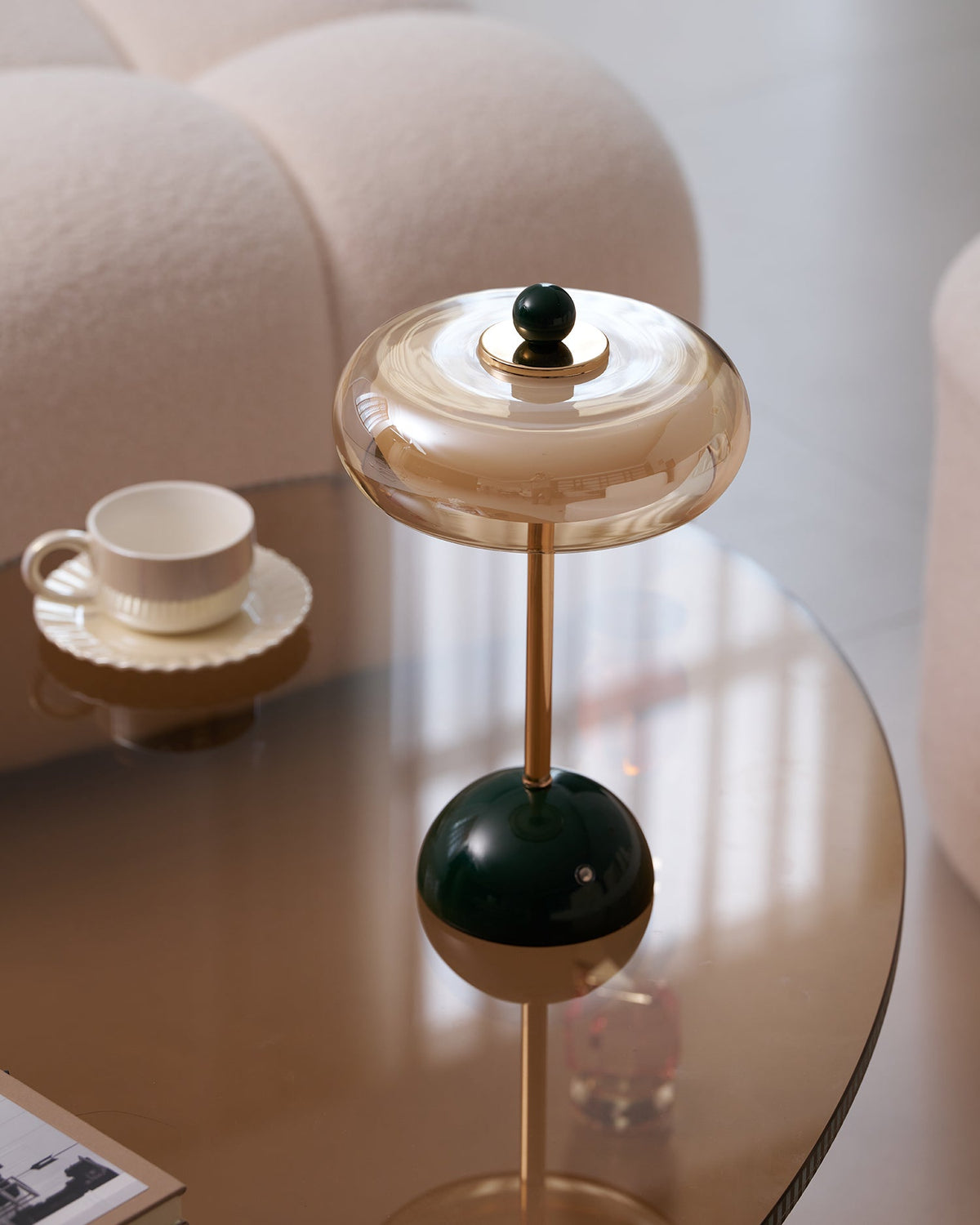 Ormino Disc Curated Mouth-Blown Frosted Glass Ta – side angled contour profile