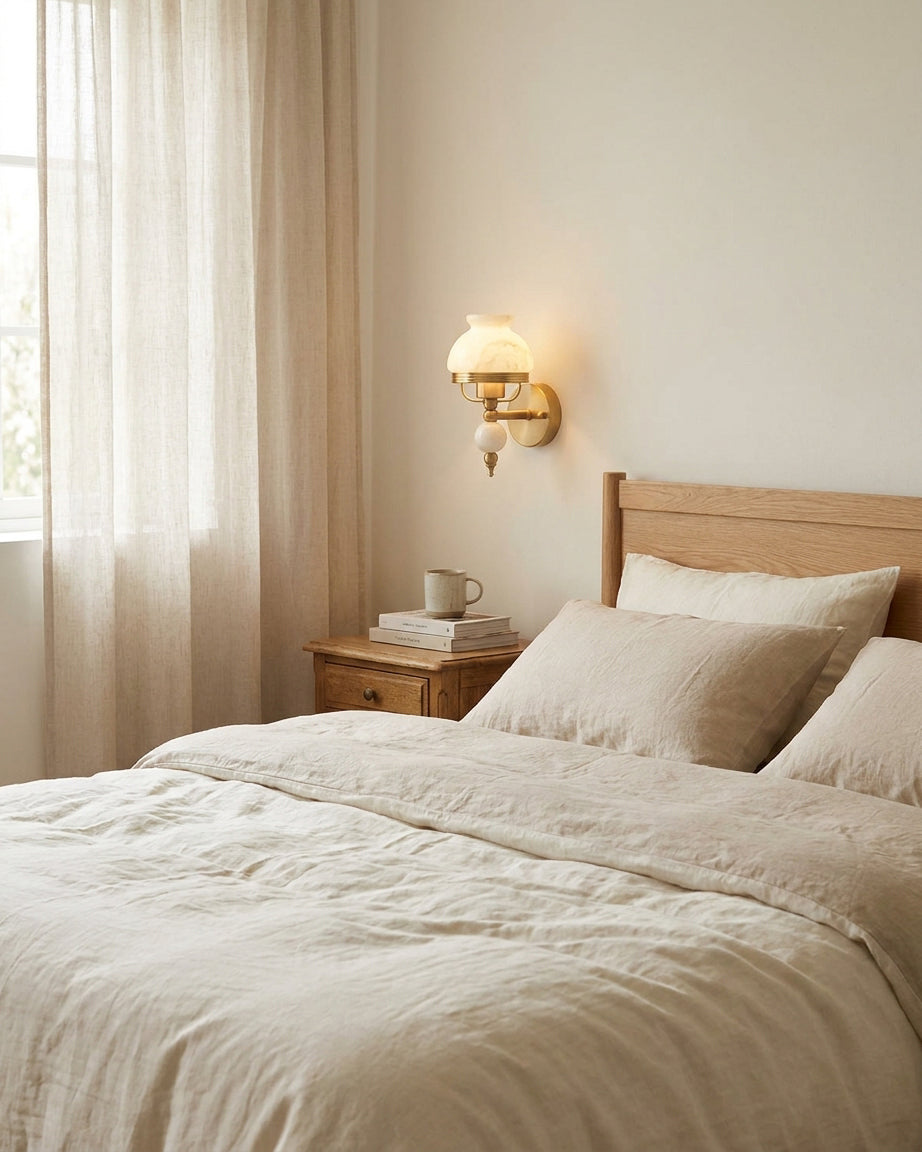 Retro Yuna Alabaster Curated Alabaster Wall Scon – illuminated warm ambiance setting