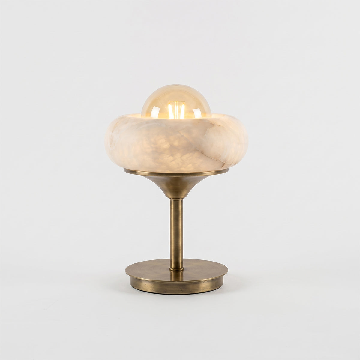 Retrovia Alabaster Curated Alabaster Table Lamp – spatial dining room perspective