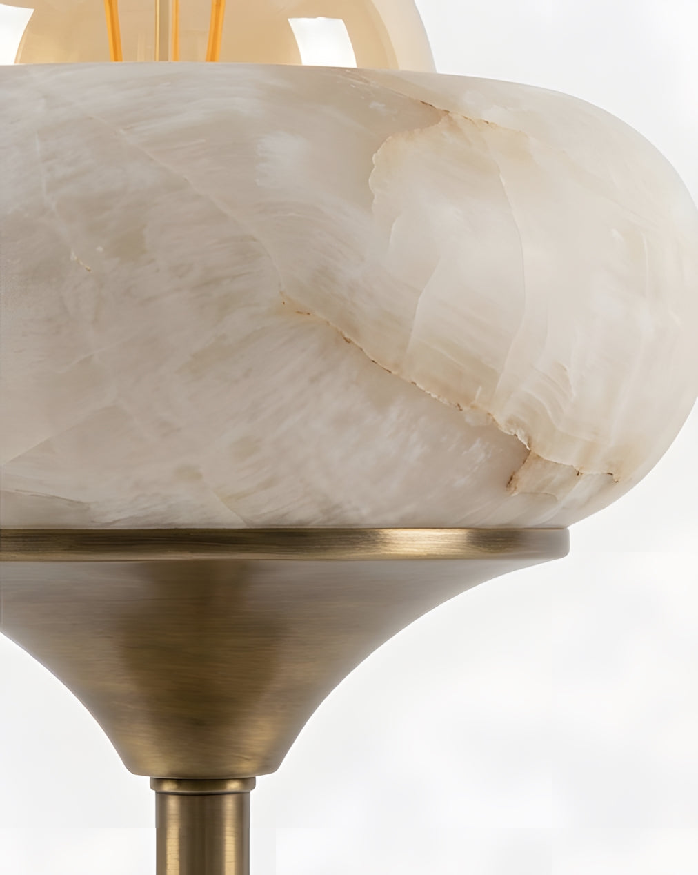Retrovia Alabaster Curated Alabaster Table Lamp – full fixture elevation view