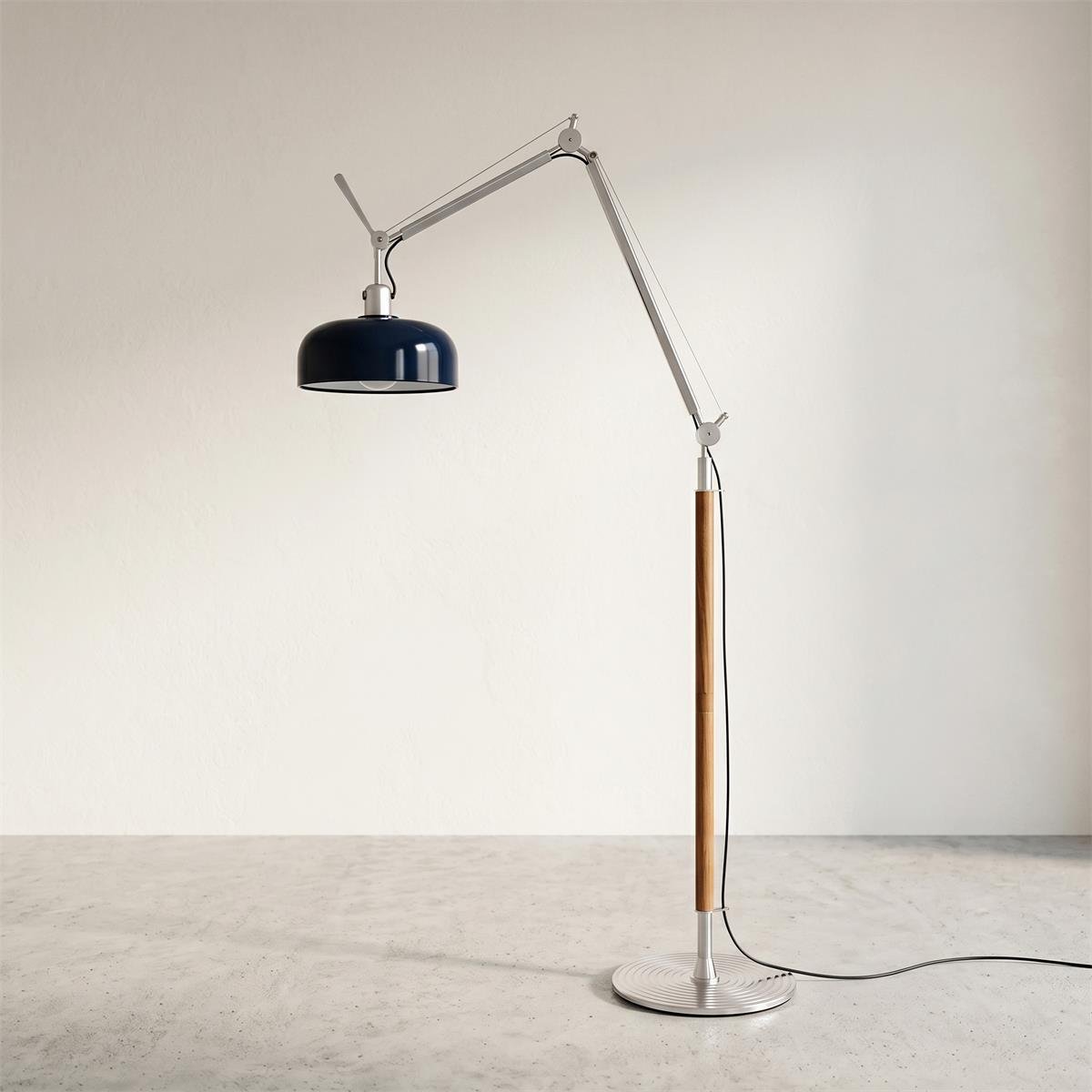 Rosso Floor Curated Iron & Glass Floor Lamp – W 32 cm × H 200 cm    W 12.6 × H 78.7 finish configuration