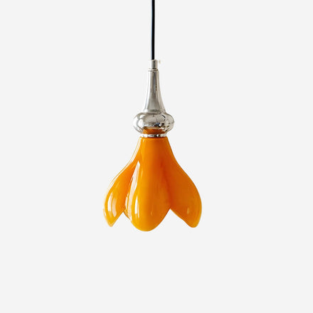 Saffron Pendant Light
