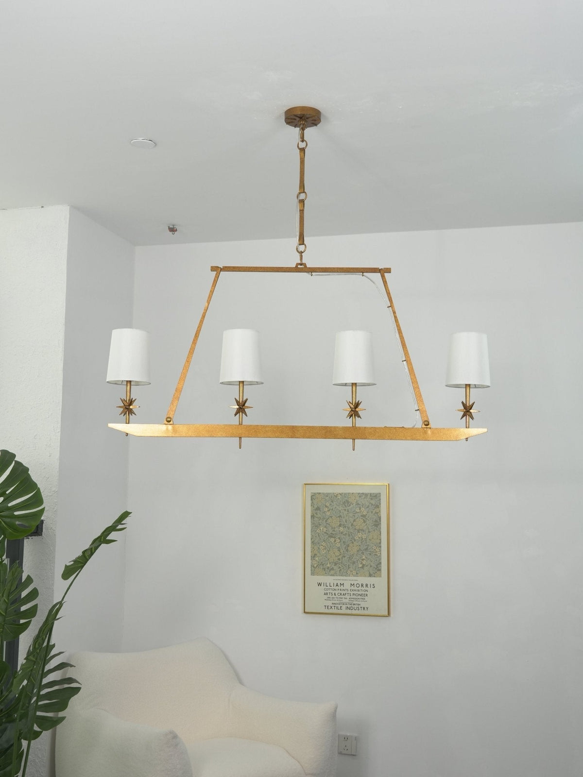Stellar Frame Linear Curated Solid Brass Chandel – dimensional scale reference
