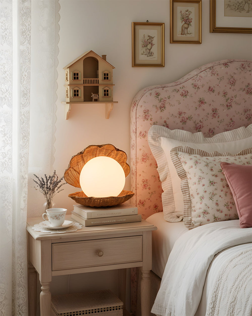 Tide’s Seashell Curated Mouth-Blown Frosted Glas