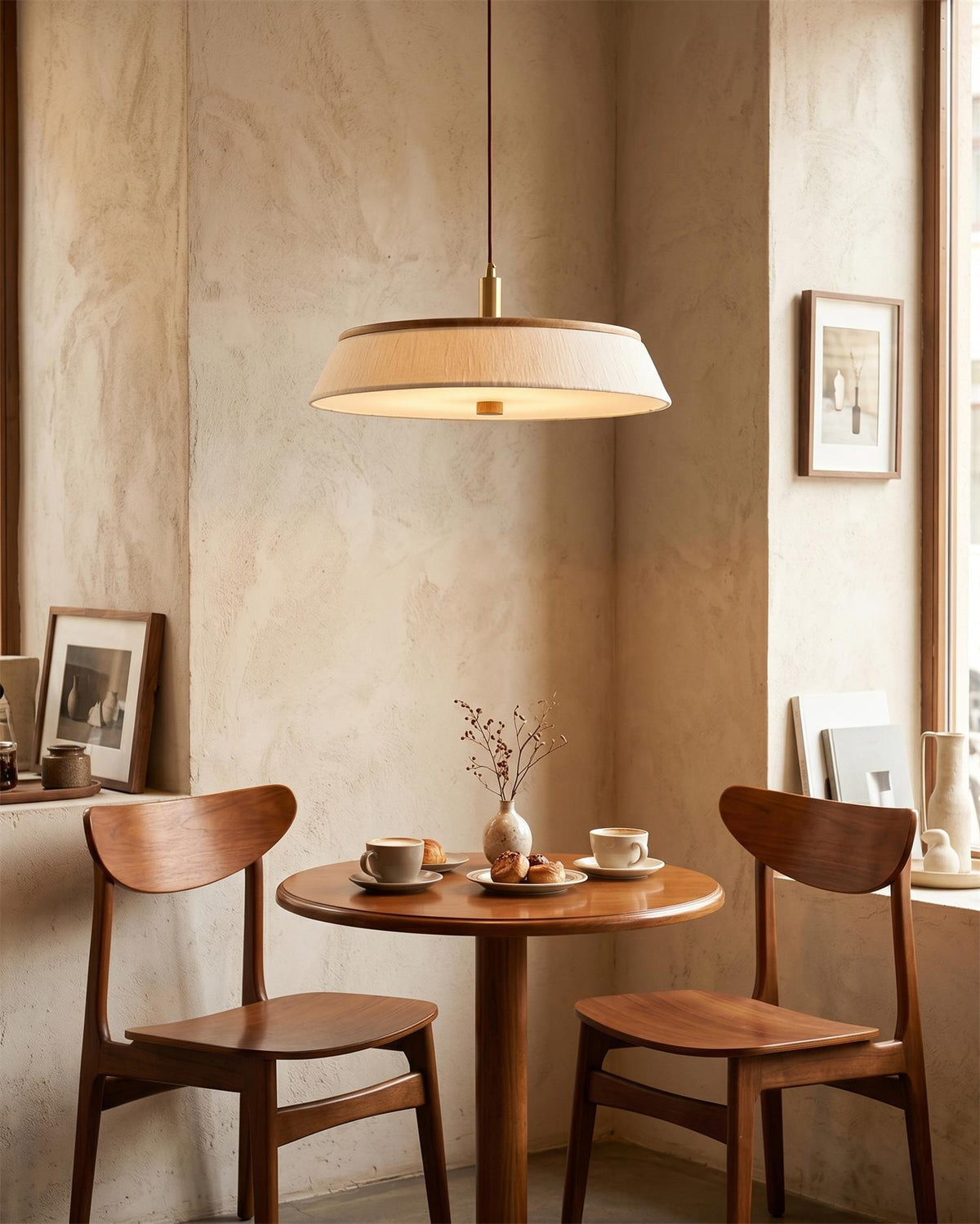 Walnette Pendant Light – Handcrafted Material Texture and Detail View